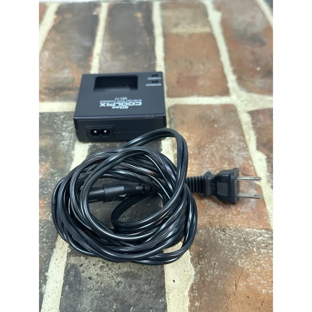 Nikon Coolpix MH-71 Battery Charger Original OEM Quick Charge and Refresh Cycle